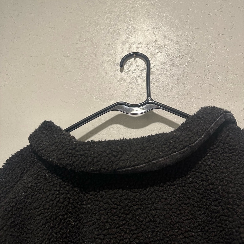 Black Sherpa-Lined Jean Jacket - Picture 7 of 7